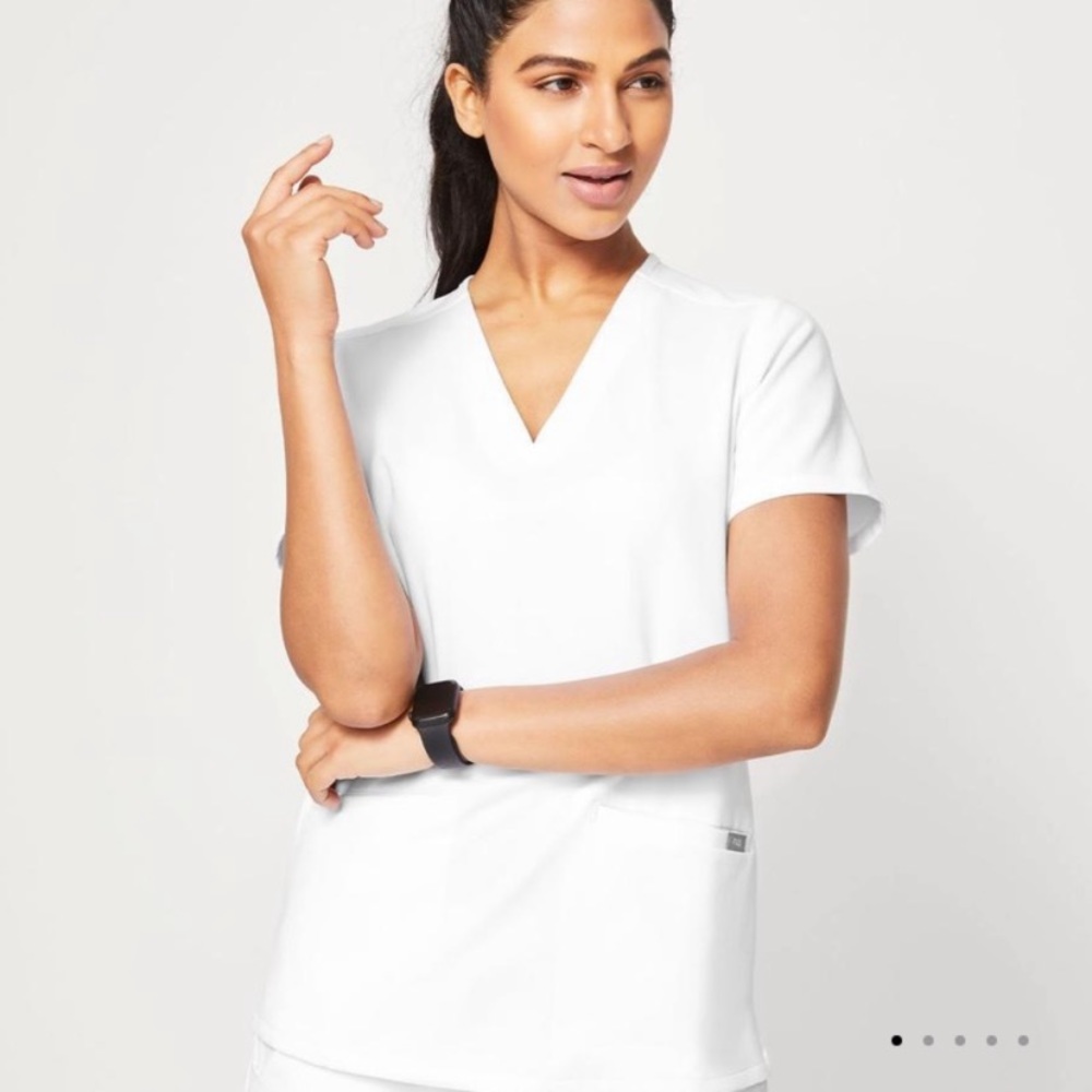 FIGS Scrub Top
